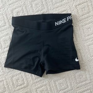 Black Nike Pros